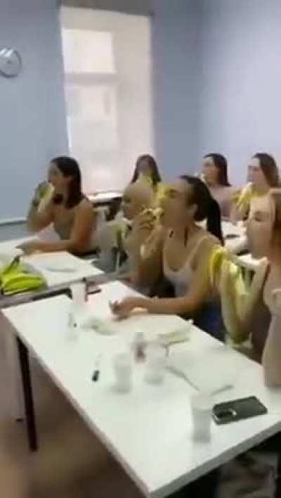 Poor youth today...They need classes on how to eat