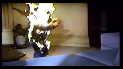 In Child’s Play (1988) Ed Gale was hired to play as Chucky for the fire scene as he was around 30% taller than the doll. This meant they created a living room stage that was 30% bigger and actually set him on fire.