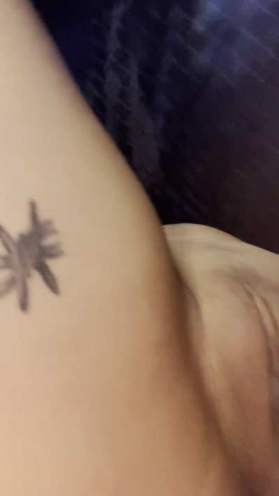 Cum grab and play with them