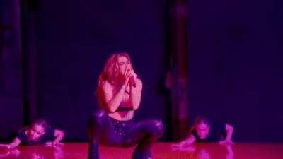 Addison Rae has such a sexy body