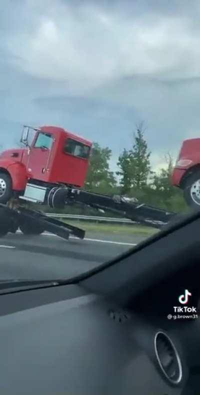 Caroline Polachek - Truck