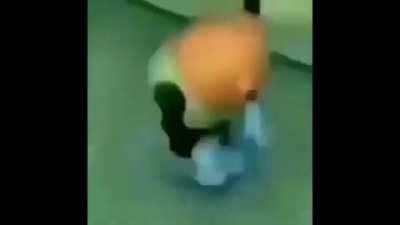 Beans dancing to Calcium - Flexin