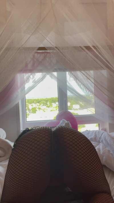 Upvote if you’d pay me