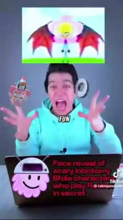 WHATDID I FIND ON TWITTER  IM SCARED (don't mind the lag I had to turn it into mp4)