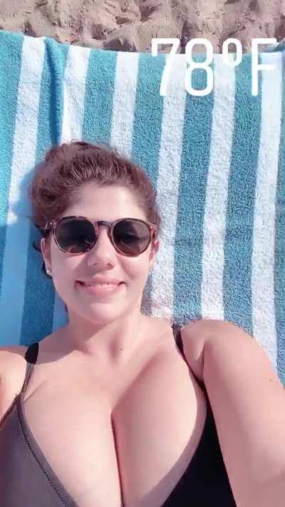 Finally good content. No IG story interface or shot of boyfriend.