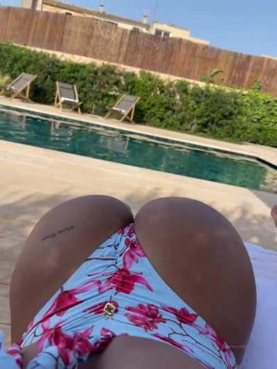 Ayanna Lagasse | @_ayannakl