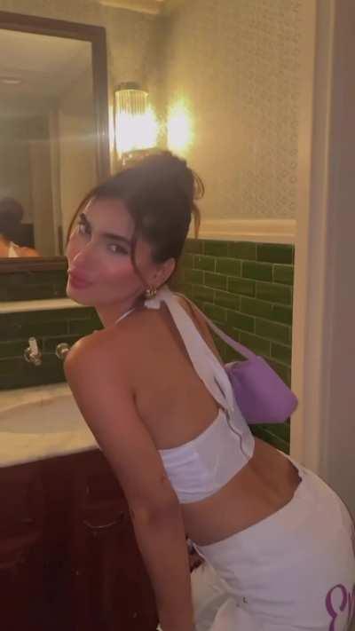 Tate's randi Karishma Sharma wants freedom to get her gaand fucked endlessly by endless people.