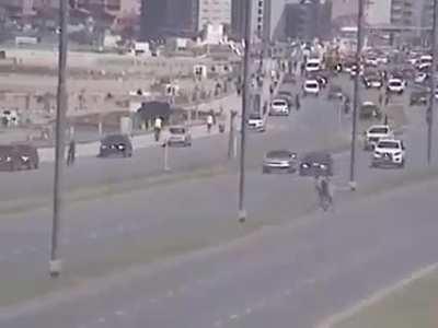 Así terminó la persecución de un conductor que había chocado un patrullero