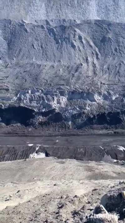 Line gun shoots rope across a mine