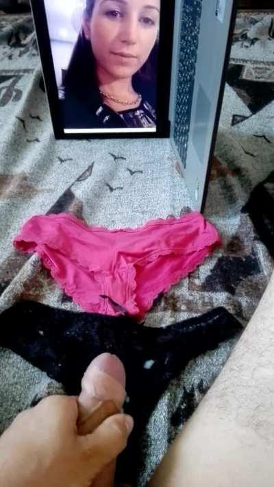 Love cumming over sis panties