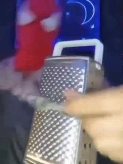 Gentlemen, would you like a cup of tea?