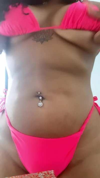 Thick tittie drop 🔥