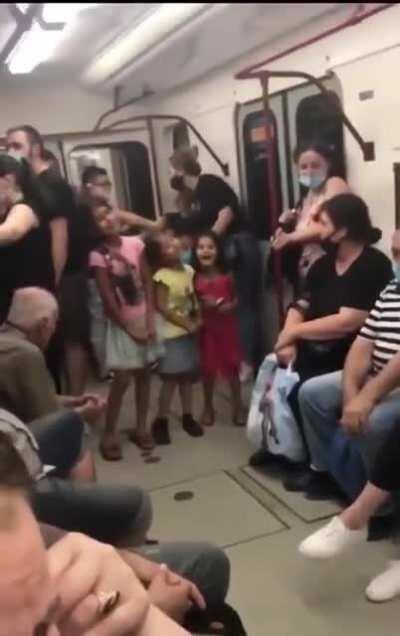 WCGW screaming in a crowded subway