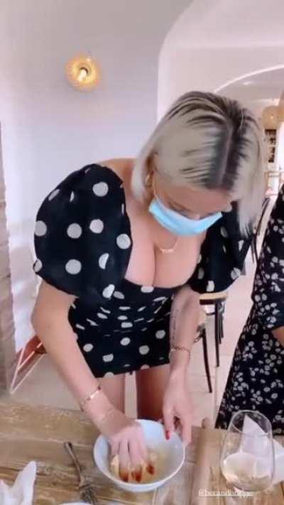 Cooking With Caroline