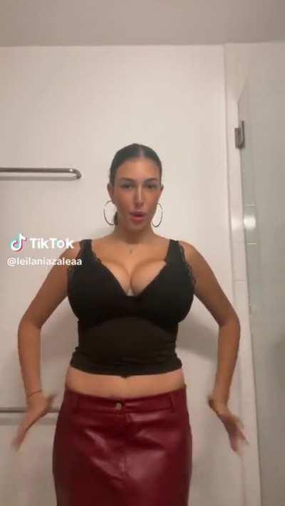 @leilaniazaleaa