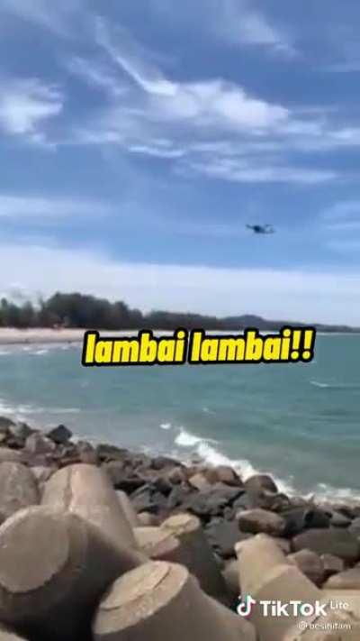 New drone yeeted by eagle