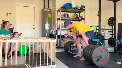 405 lb trap bar deadlift amrap