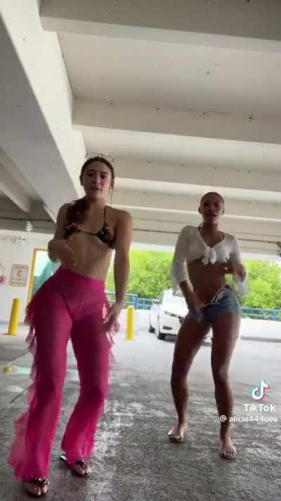 see through 😵‍💫