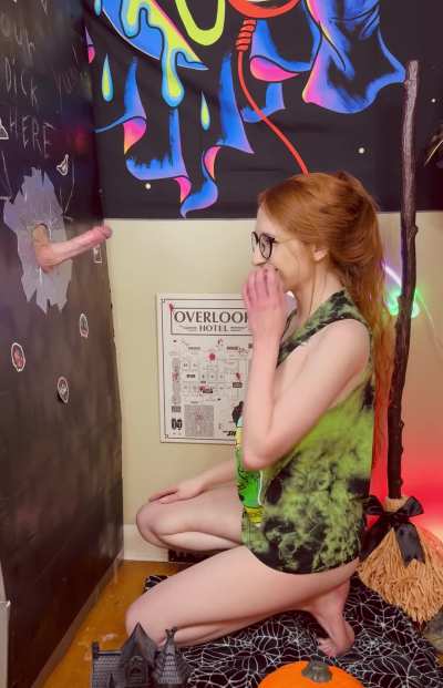 I make that cock dance with my ruins :3