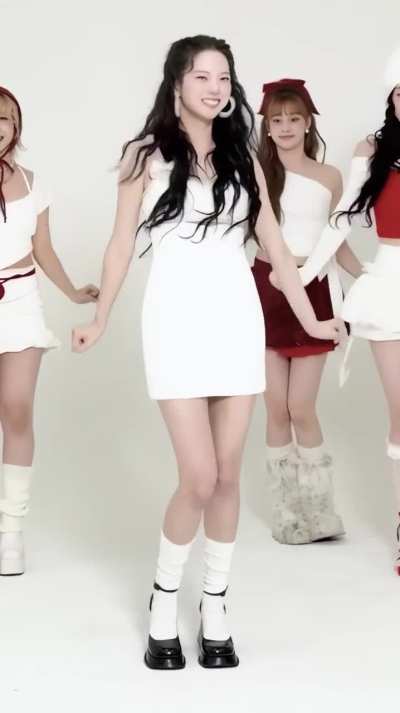 [251224] Yujin 'SNSD - Gee' [The Star, December 2025]