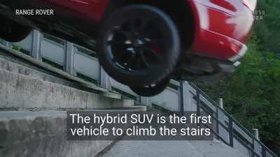 Challenger: Hybrid Range Rover SUV Climb 999 Steps Up A 45-Degree Angle Mountain In China