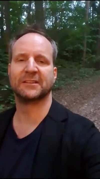 Wenn mi meine Hawara fragn wies mit mein Gspusi war.