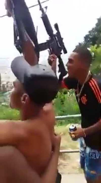 se o churras dos sub nao for nesse pique os cria nem brota