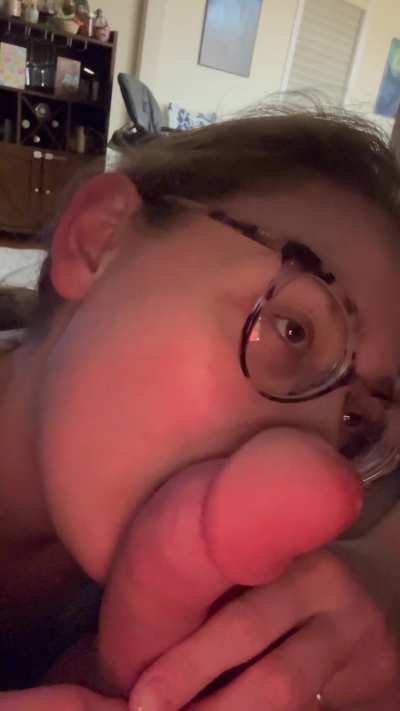 I love making hubby explode with my tongue