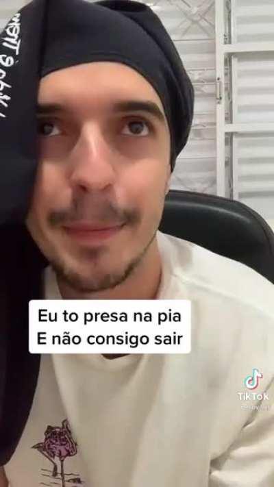 Mano, isso foi inesperado e genial em diversos níveis