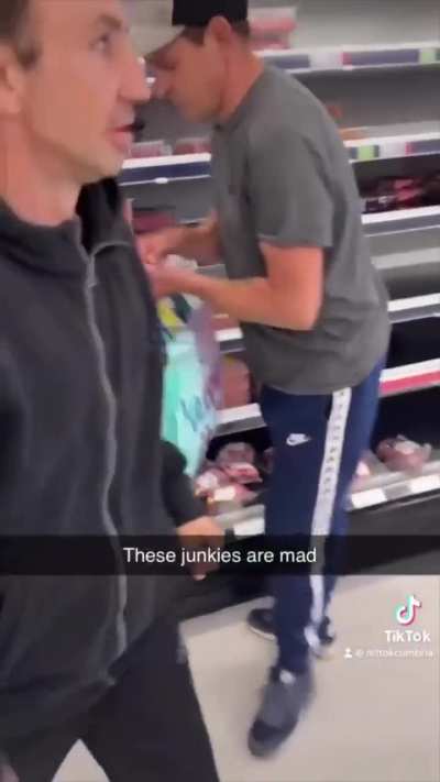 Bunch 'O Bagheads stealing a bunch of steaks, not a single fuck was given, UK.