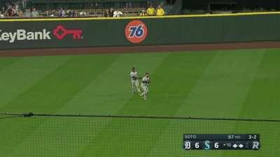 [Highlight] Abraham Toro walks off the Tigers to get Luis Torrens his first win on the mound!