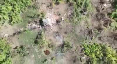 Another russian soldiers decided to catch bomb from drone .