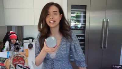 Rae’s reaction to this is hilarious 😂😂