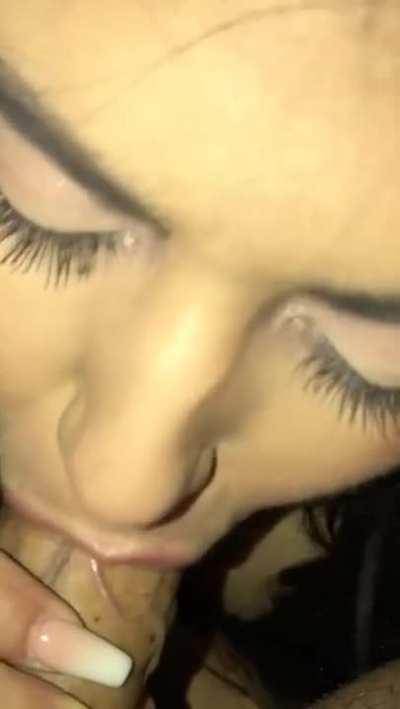 the lighting couldn't help to pop this beauty any better