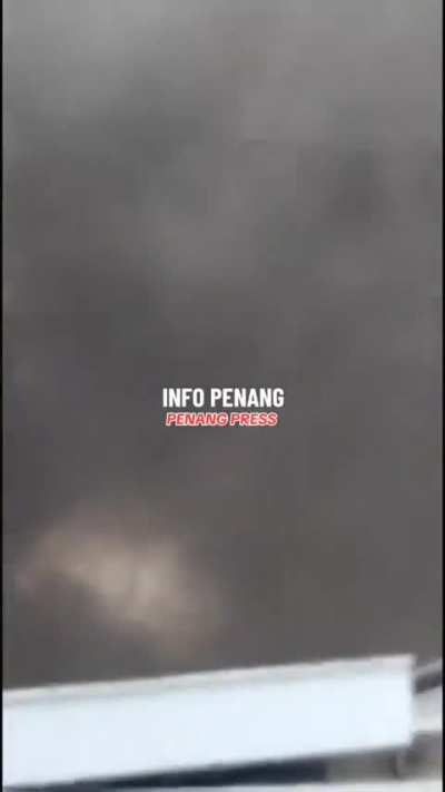 Kebakaran Kilang Di Prai