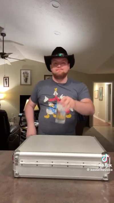 A message for the ENTIRE subreddit.