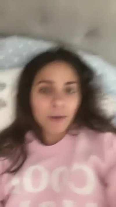 Snaps I get from the gf