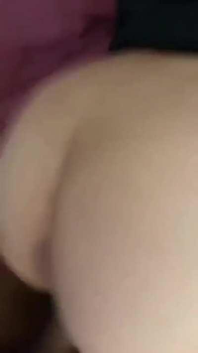 White girl inluv wit that Stallion🐎😈