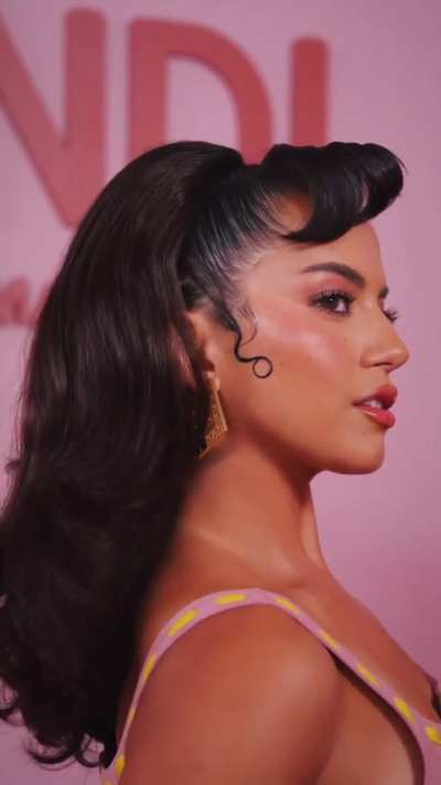 Isabela at the Fendi fashion show during the Milan Womenswear Spring/Summer 2026 in Milan - IG September 2025