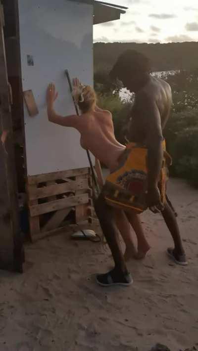 Milf got vaccinated and is ready for bbc on vacation