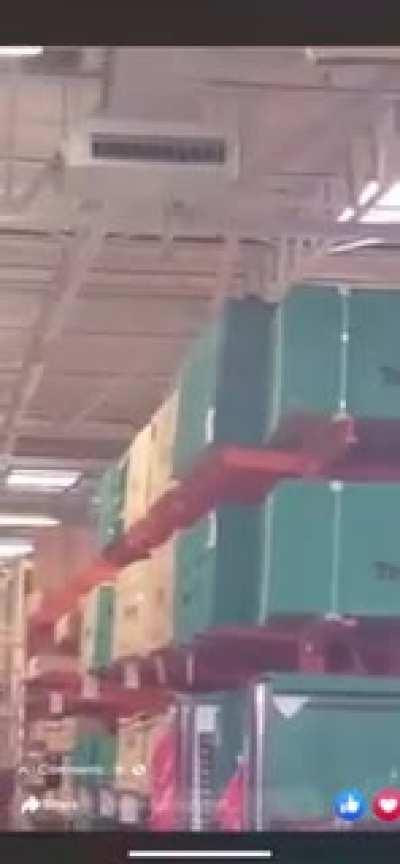 Home Depot crackhead sets off sprinklers