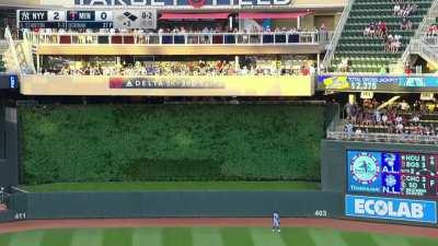 [Highlight] [Highlight] Giancarlo Stanton just demolished a pitch