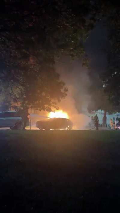 Albert St, East Melb EV fire