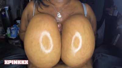 Astoldbymiyah69 - massive titty fuck - OC 