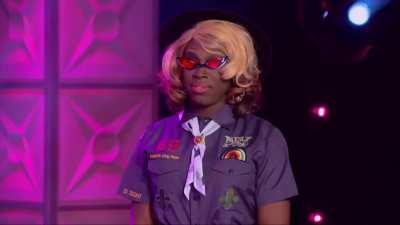 Dont get me wrong, I love the new skin, but its been 10 years 😭