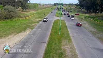 Cuando tiras una pala en el ministerio de ministerios. Pd: que feo no tener amigos.