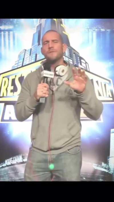 Can't believe they went back to FED after FED forced them to sing Taylor Swift back in 2013. Brainwashed by FED