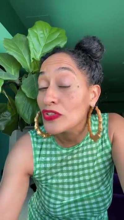 Another Hot Pattern Beauty Video From Tracee