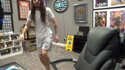 When the Robo ROM-en theme hits