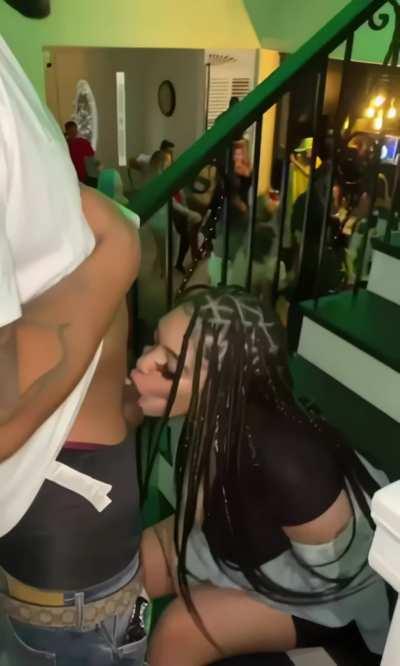 hands free house party